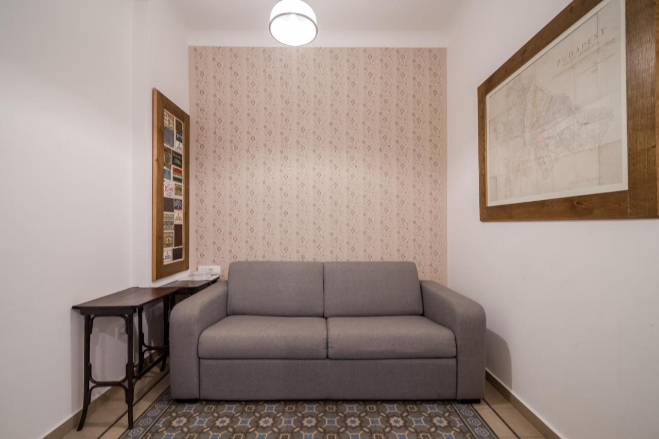 ブダペストBpr Kiraly Street Nest With A/Cアパートメント エクステリア 写真